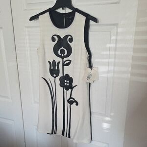 Victoria Beckham For Target Black& Cream 60's Mod Style Shift Dress
